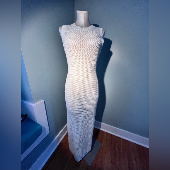 Windsor White Knit Maxi Dress - Picture 1 of 6